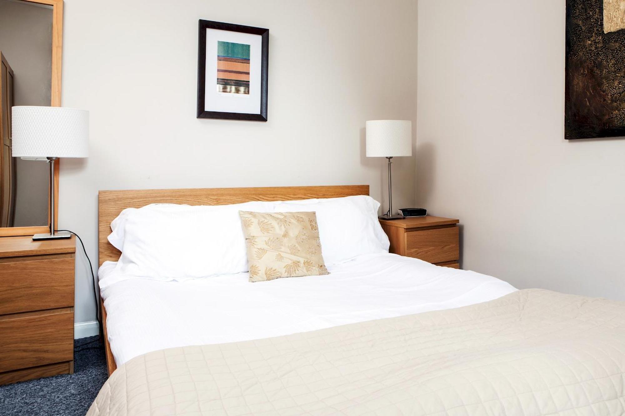 Madison Hill - Bedford Hill 1 - One Bedroom Flat 런던 외부 사진